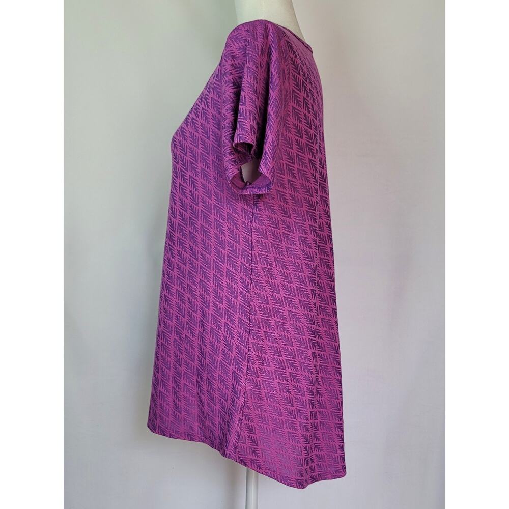 LuLaRoe Purple Feathers Short Sleeve Tunic Top Women's Size Large High-Low Hem - Picture 4 of 9